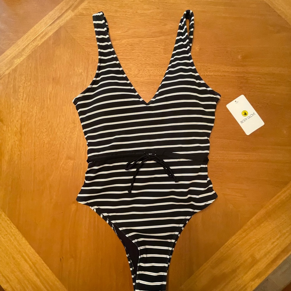 Body Glove One Piece - Picture 4 of 7